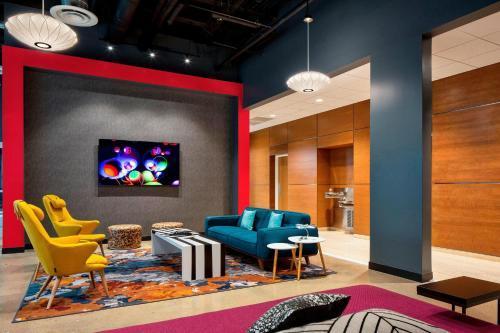 Aloft Worth Downtown 3*